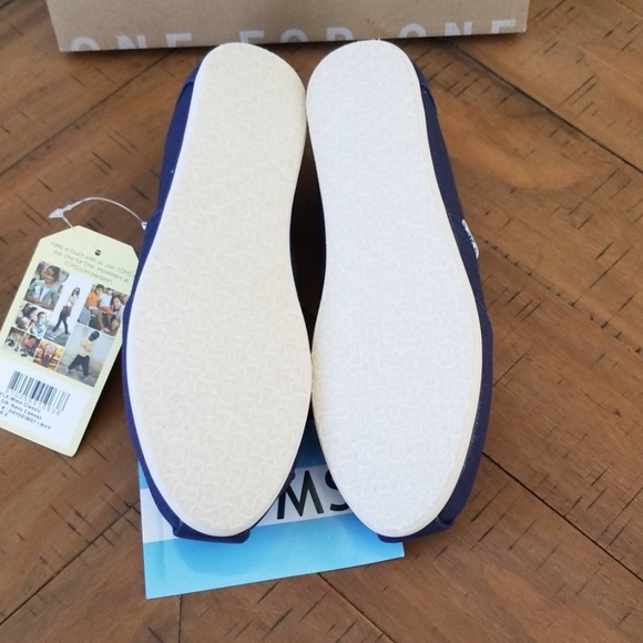 🆕️ TOMS - Picture 5 of 7